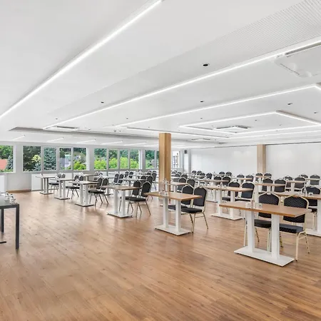 Movenpick And Fruske Terme Hotell Vrdnik