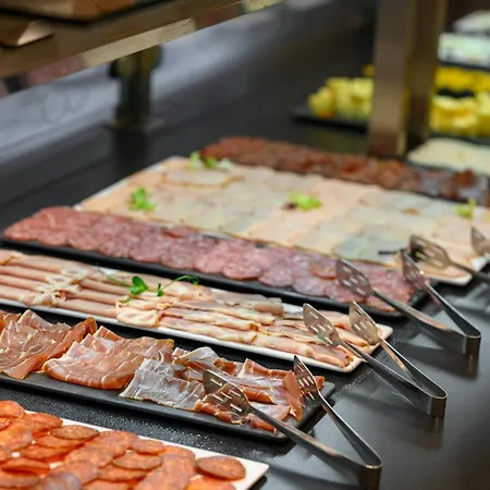 Movenpick And Fruske Terme 4*