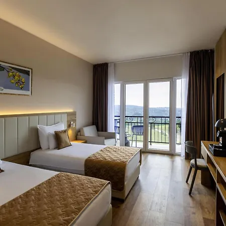 Movenpick And Fruske Terme Hotel Vrdnik