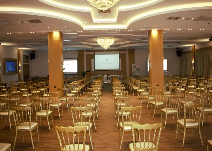 Hotel Movenpick And Fruske Terme