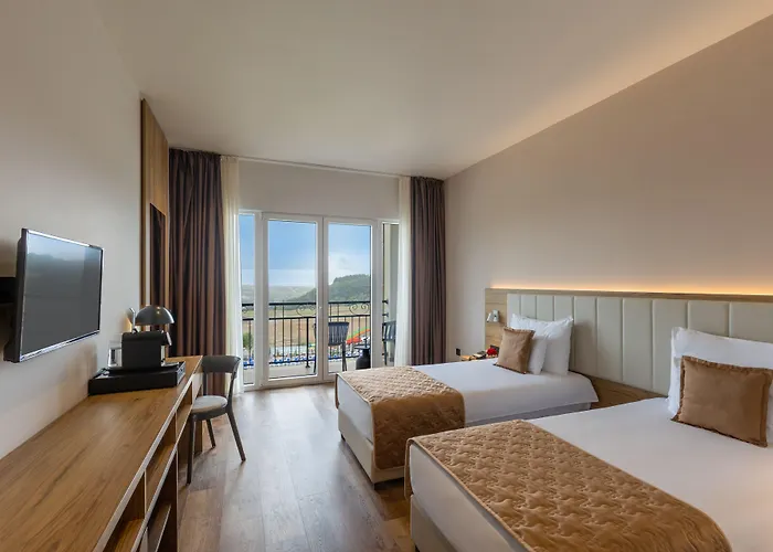 Movenpick And Fruske Terme Hotel